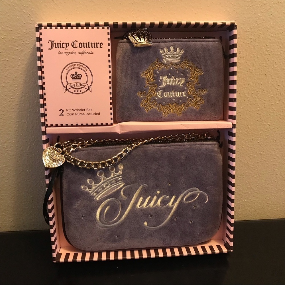 Juicy Couture 2 Piece Heritage Pouch Set.